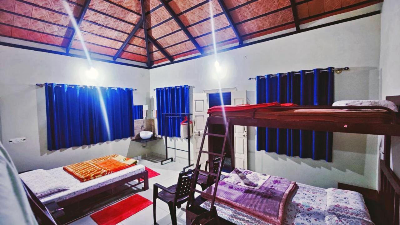 Staymaker Kasargali Homestay Sakleshpur Esterno foto