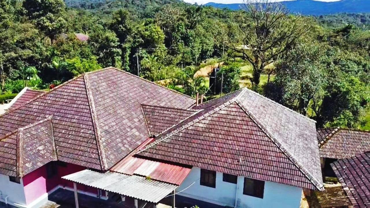 Staymaker Kasargali Homestay Sakleshpur Esterno foto