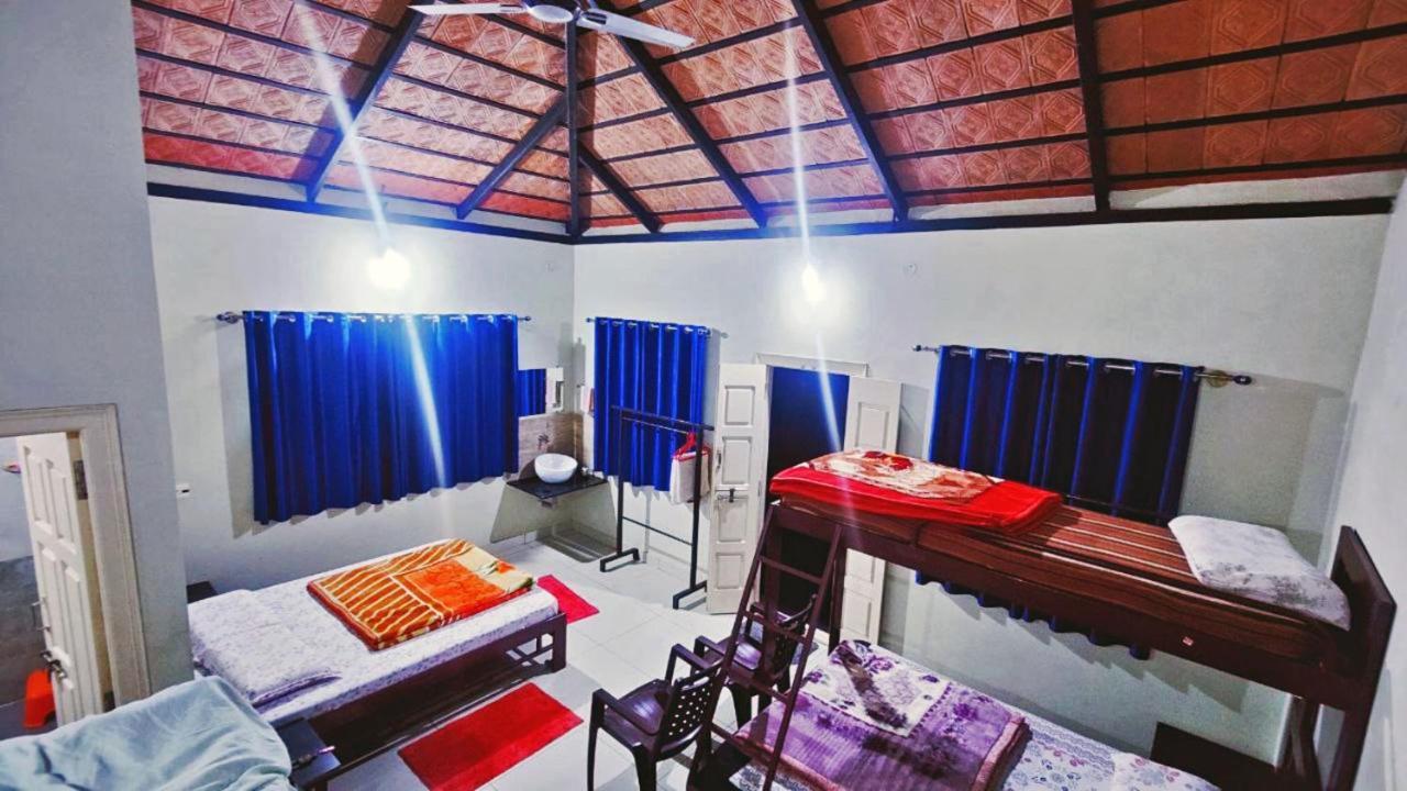 Staymaker Kasargali Homestay Sakleshpur Esterno foto